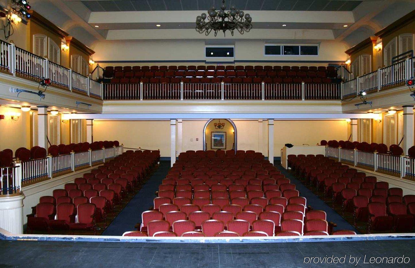 Hampton Inn Newberry Opera House Facilities photo